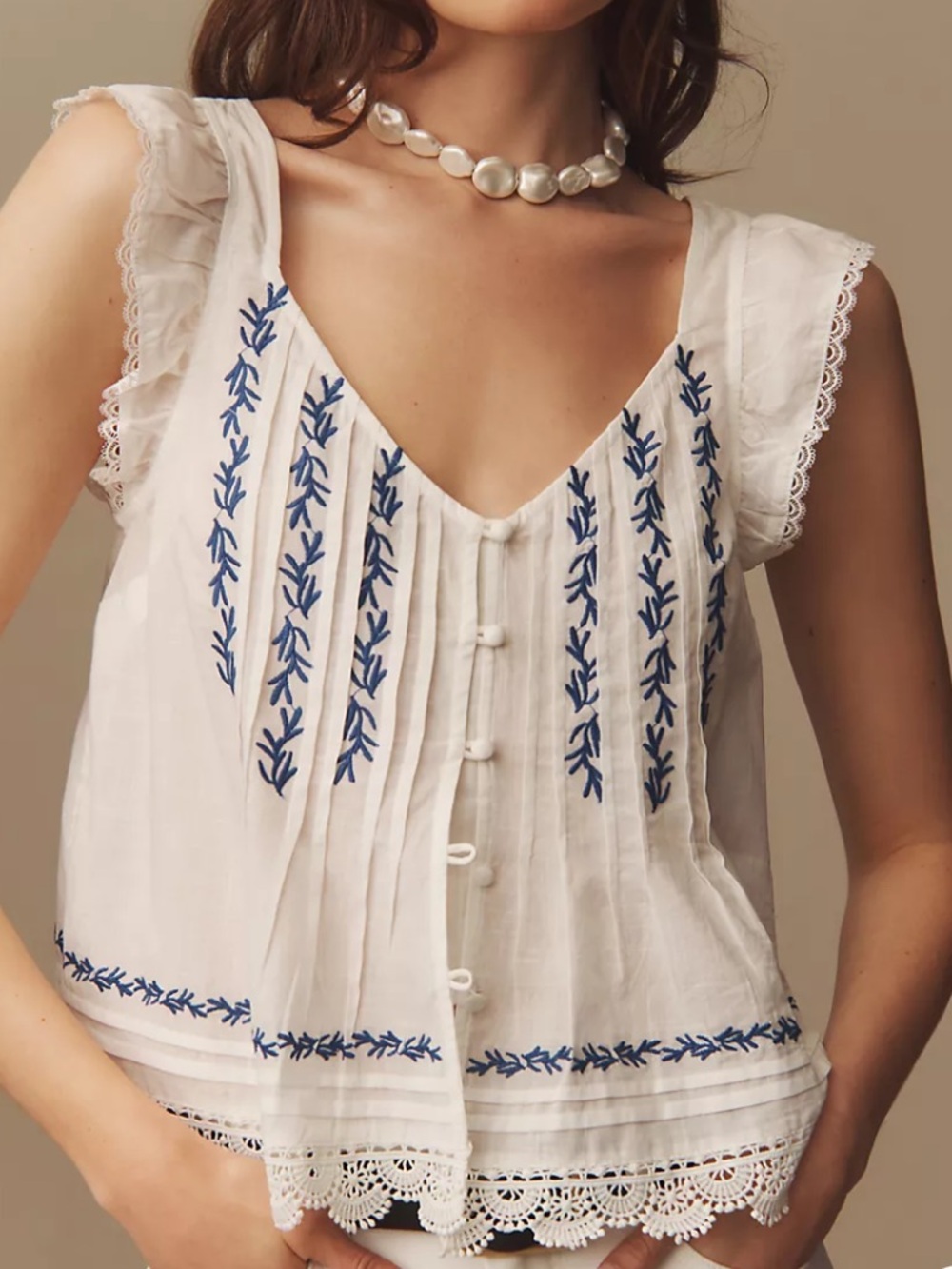 Anthropologie Maeve Flutter Sleeve Pintuck White and Blue Embroidered Tank XLP